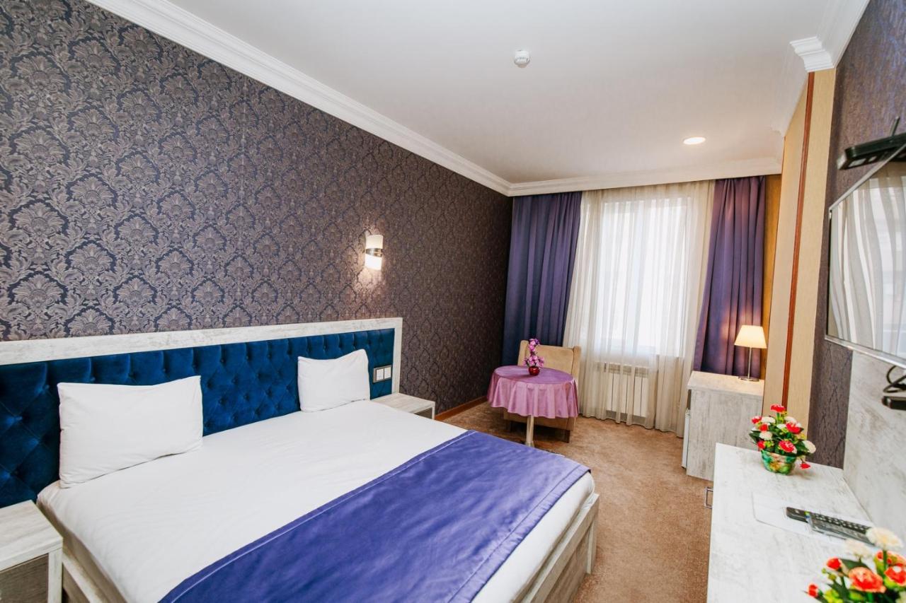 Royal Sapphire Boutique Lägenhet Baku Exteriör bild