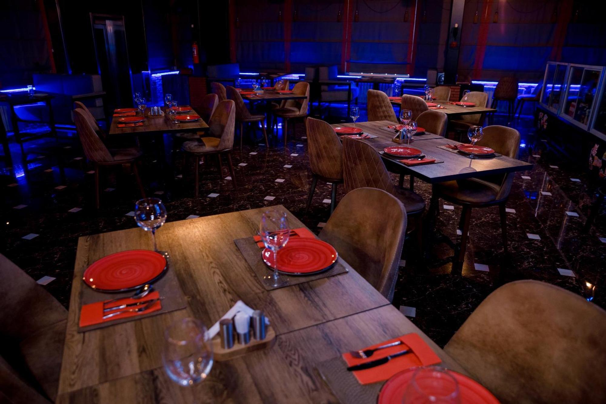 Royal Sapphire Boutique Lägenhet Baku Exteriör bild